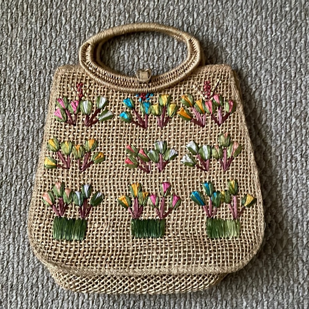 Straw Tote with Flowers
